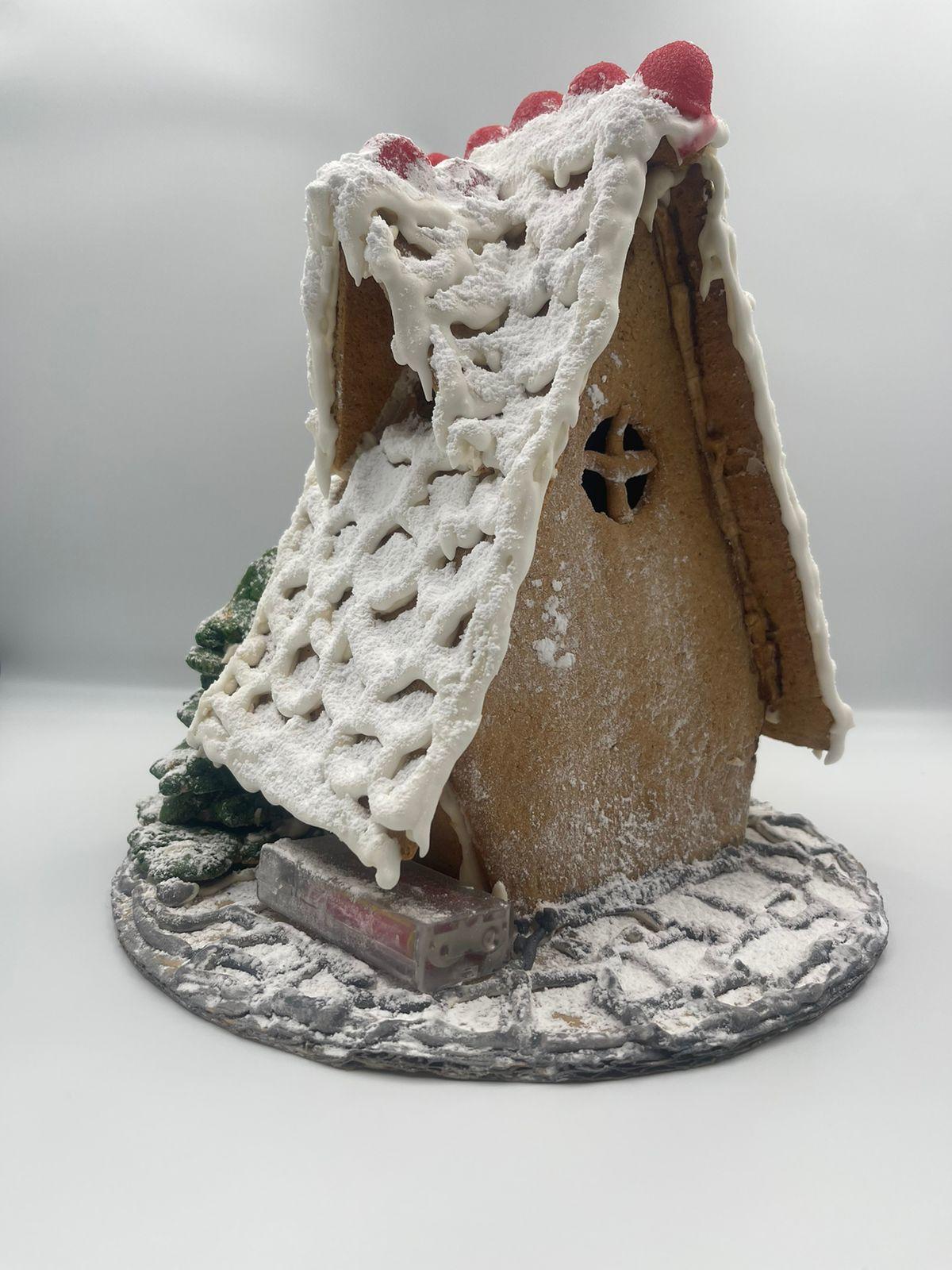 Gingerbread-jelly-megalo-filandiko-spitaki-sideview-3 Gingerbread Jelly μεγάλο Φινλανδικό σπιτάκι