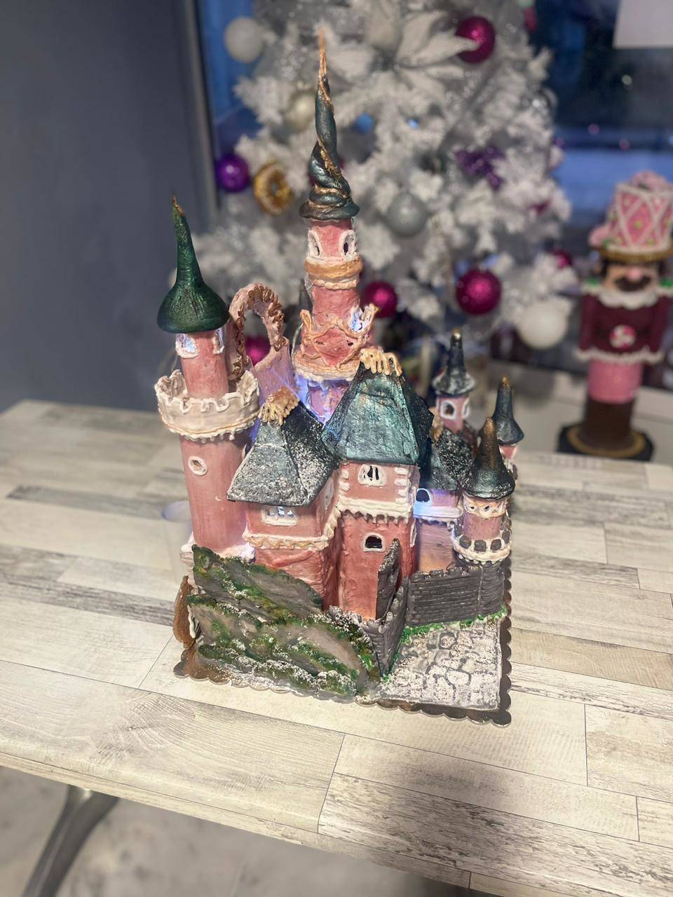 gingerbread-disney-castle-3
