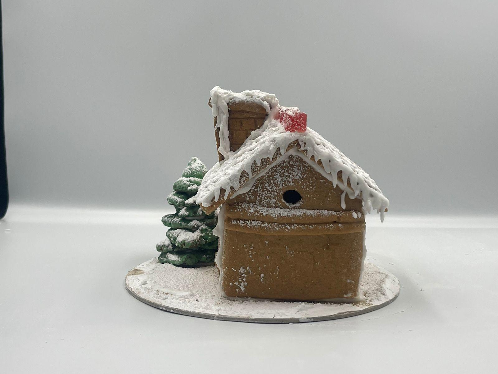 Gingerbread Μικρό τετράγωνο σπιτάκι Gingerbread Μικρό τετράγωνο σπιτάκι