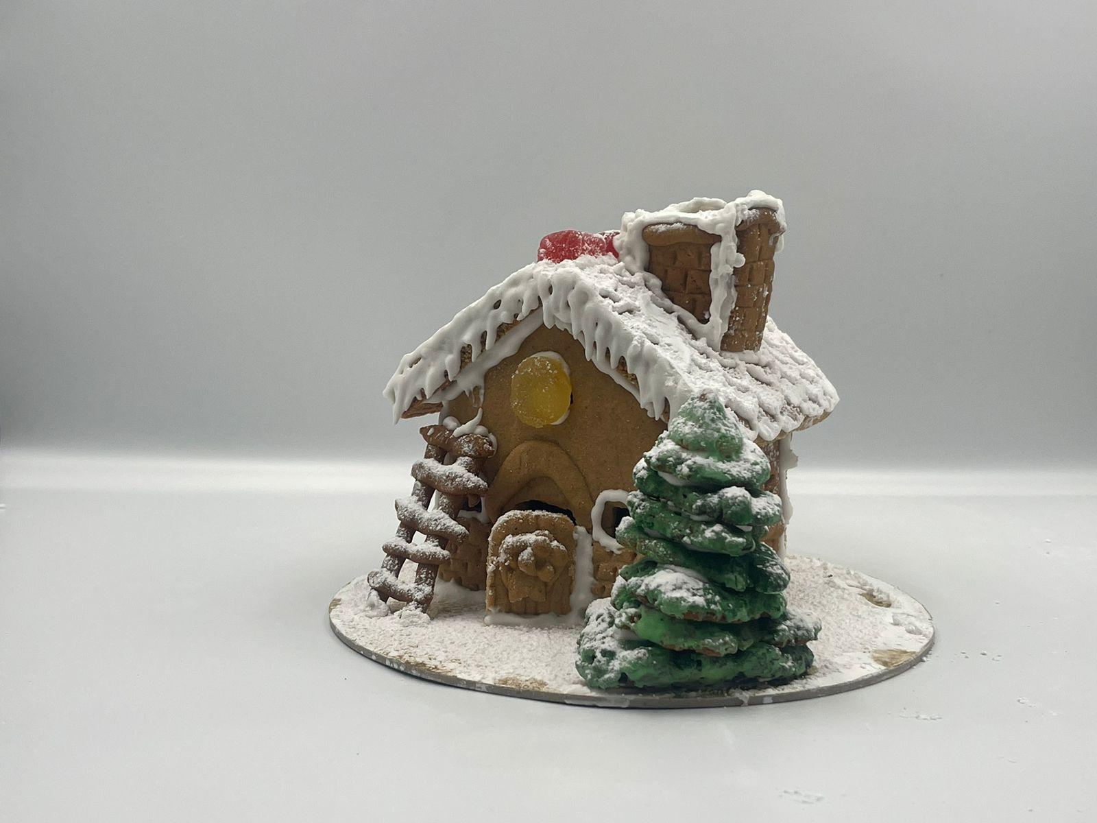 Gingerbread Μικρό τετράγωνο σπιτάκι Gingerbread Μικρό τετράγωνο σπιτάκι