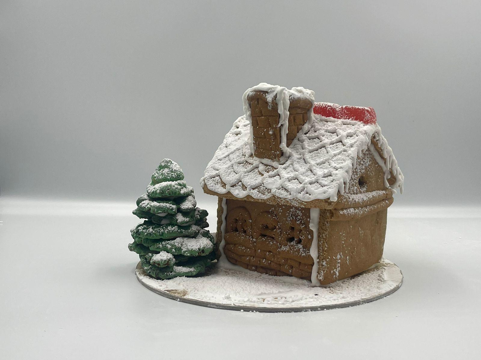 Gingerbread Μικρό τετράγωνο σπιτάκι Gingerbread Μικρό τετράγωνο σπιτάκι