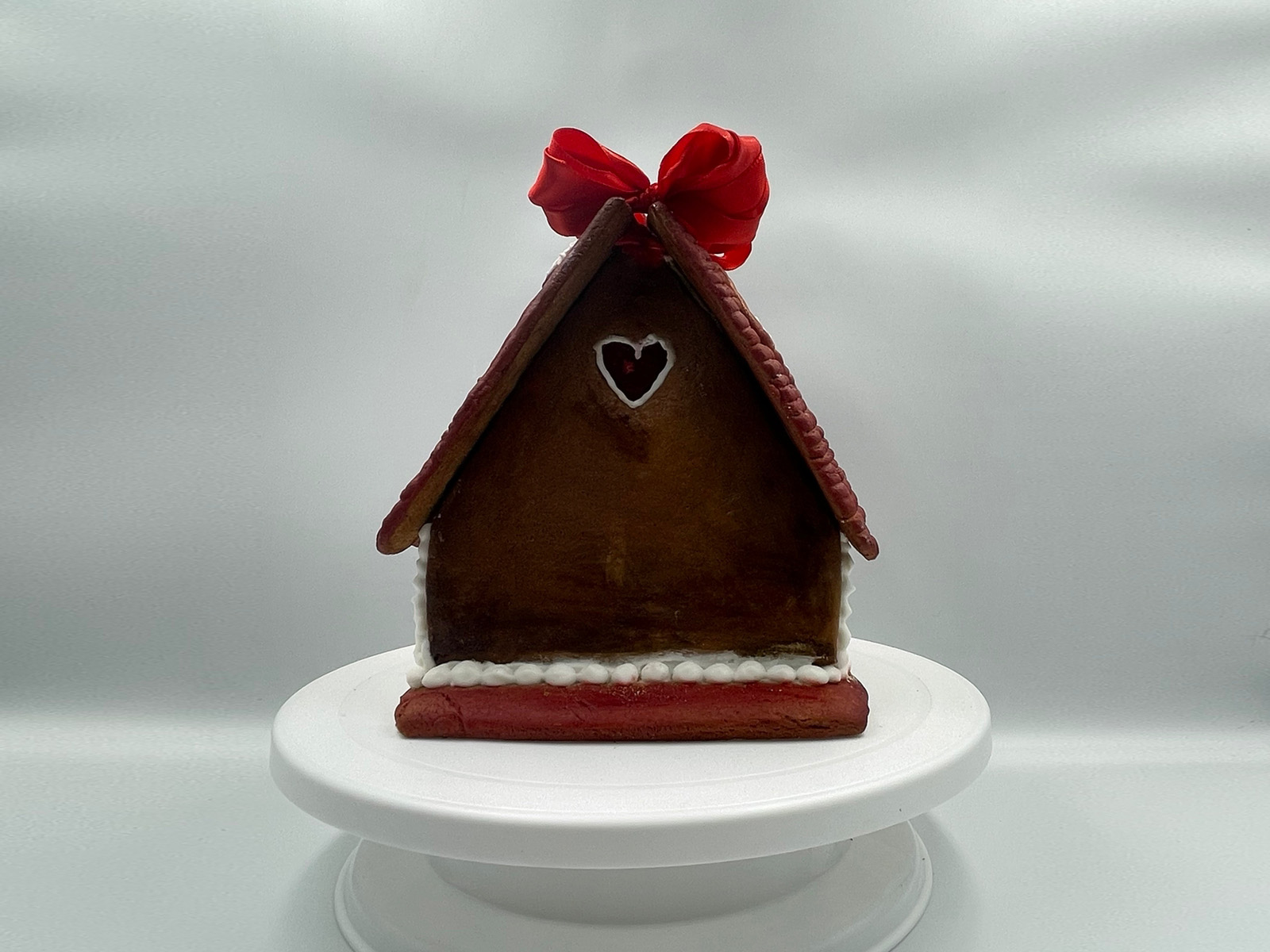 Gingerbread-meseo-tetragono-house-for-valentine'srearview Gingerbrad House for Valentine's