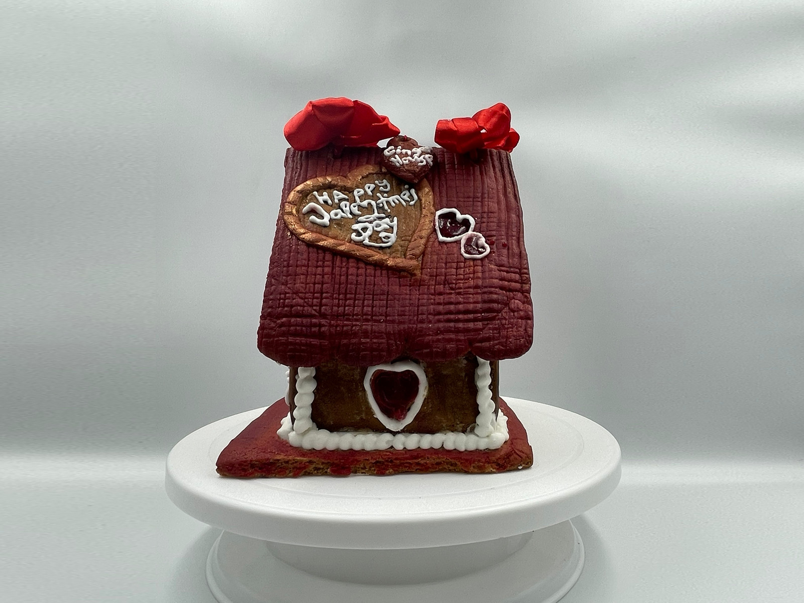 Gingerbread-meseo-tetragono-house-for-valentine's-sideview-2 Gingerbrad House for Valentine's