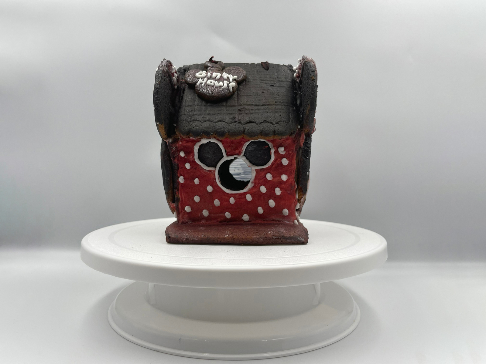 Gingerbread Minnie's House Gingerbread Minnie's House