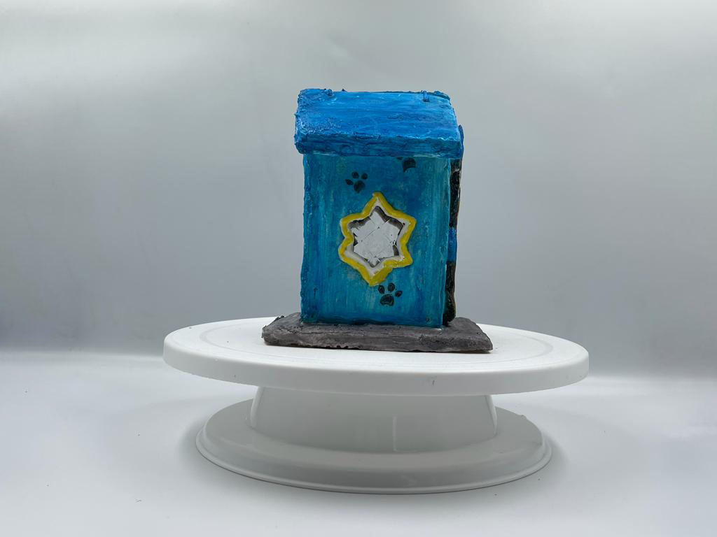 Gingerbread-Pawsome-Playhouse-side-view-2 Gingerbread-Pawsome-Playhouse