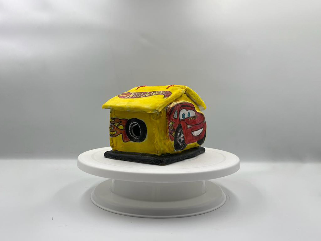 Gingerbread_ομάδα-HotWheels-side_view_1 Gingerbread HotWheels Race House