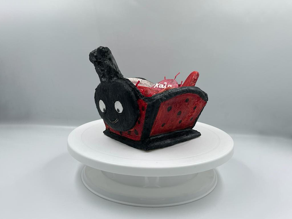 Lovebugs-Easter-Treats-side-view-7 Gingerbread Lovebugs Easter