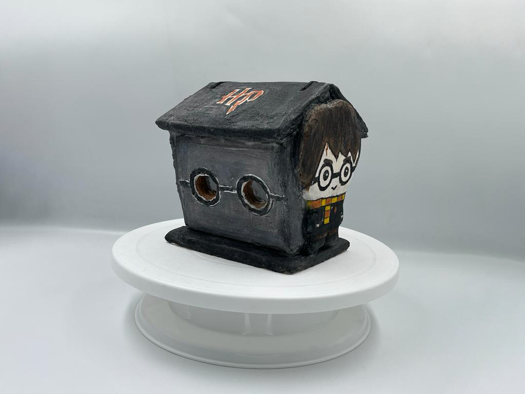 The-Harry-Potters- House-side-view-1 Gingerbread The Harry Potters House