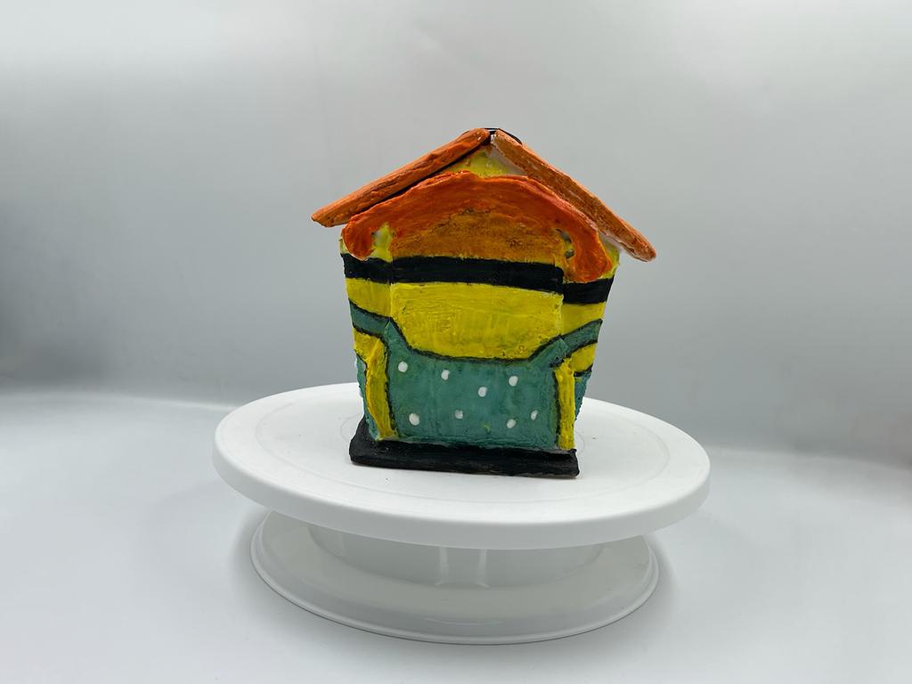 The-Yellow-Sweethear-side-view-4 Gingerbred The Yellow Sweethear