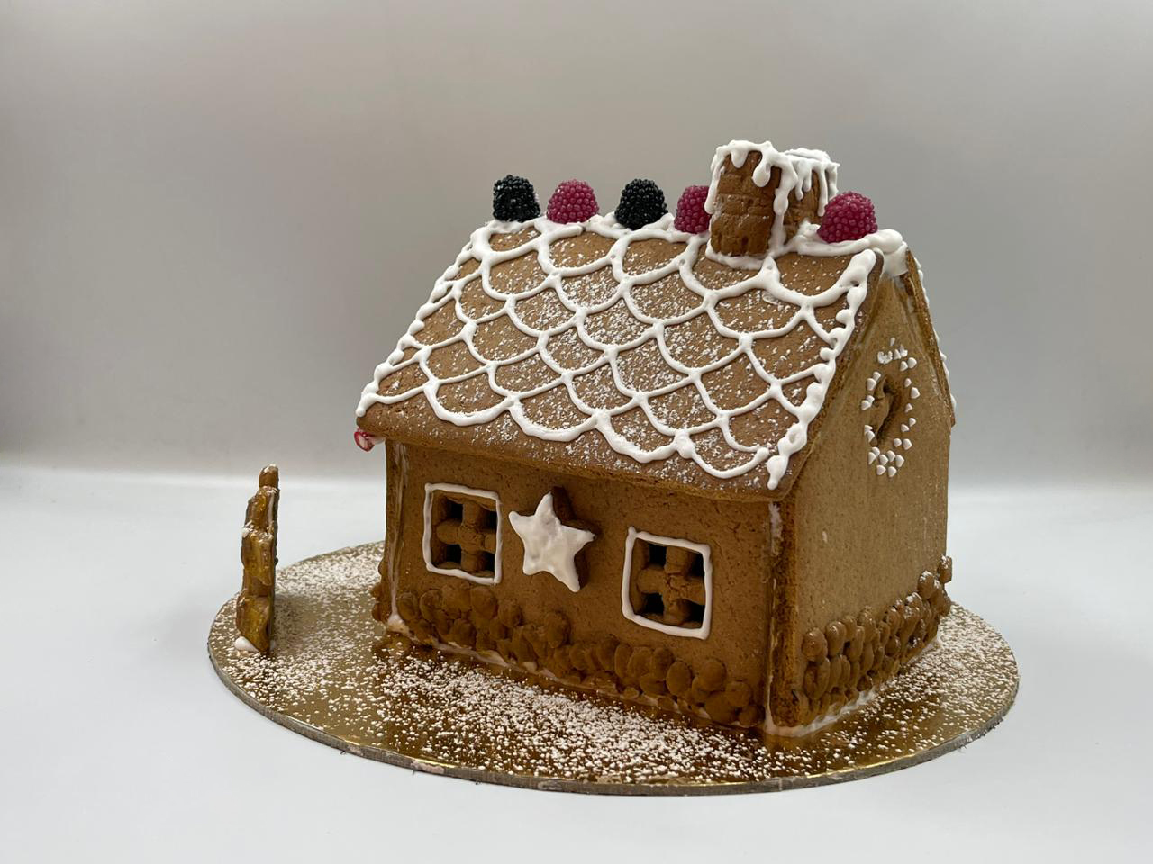 xmass-gingerbread-house-kit-complete-3